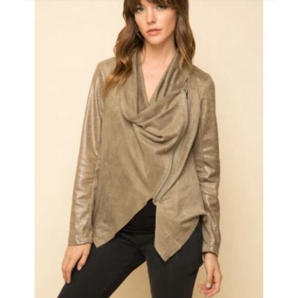 Blank NYC Jackets & Blazers - BLANK NYC Womens Size S Tan Drape Moto Front Faux Suede Asymmetrical Zip Jacket